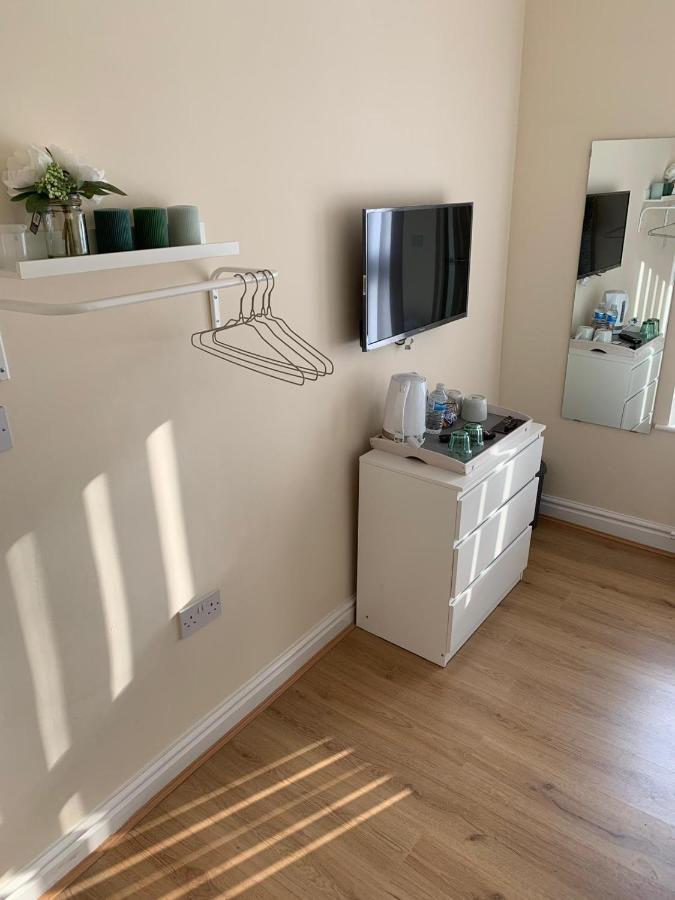 Smeaton Serviced Accommodation Liverpool Bagian luar foto