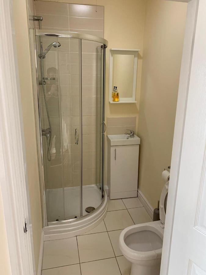 Smeaton Serviced Accommodation Liverpool Bagian luar foto