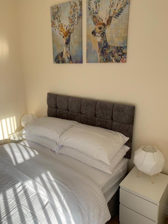 Smeaton Serviced Accommodation Liverpool Bagian luar foto