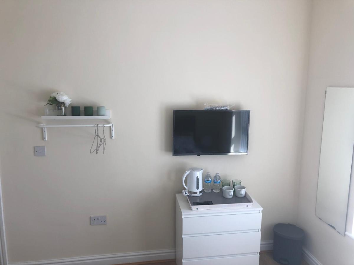 Smeaton Serviced Accommodation Liverpool Bagian luar foto