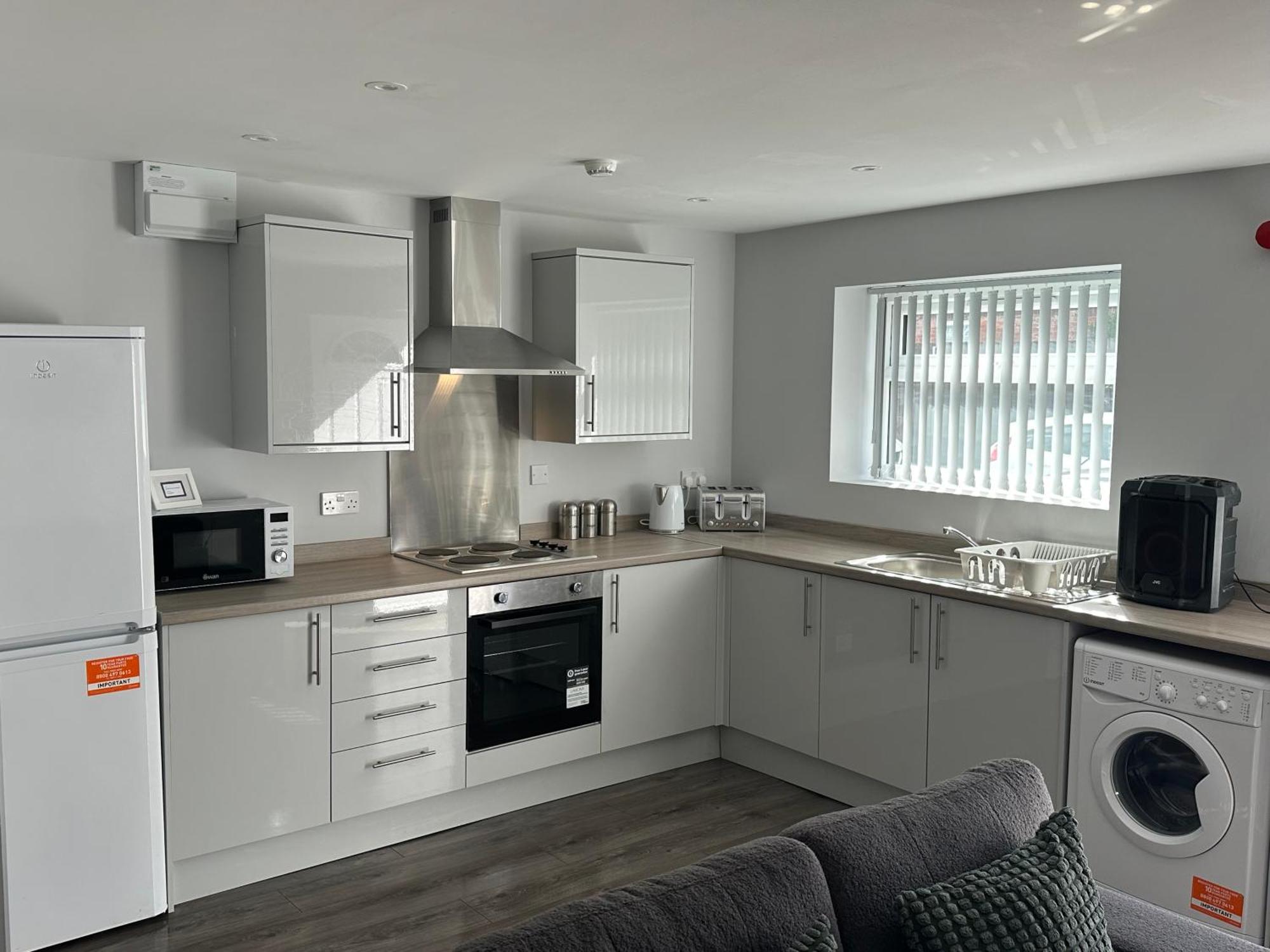 Smeaton Serviced Accommodation Liverpool Bagian luar foto